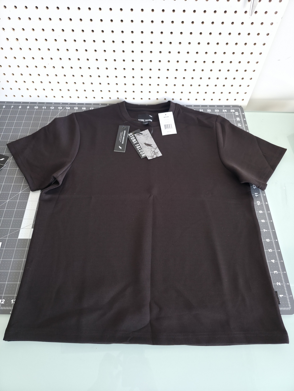 Stone Falcon Men's Short Sleeve Tee